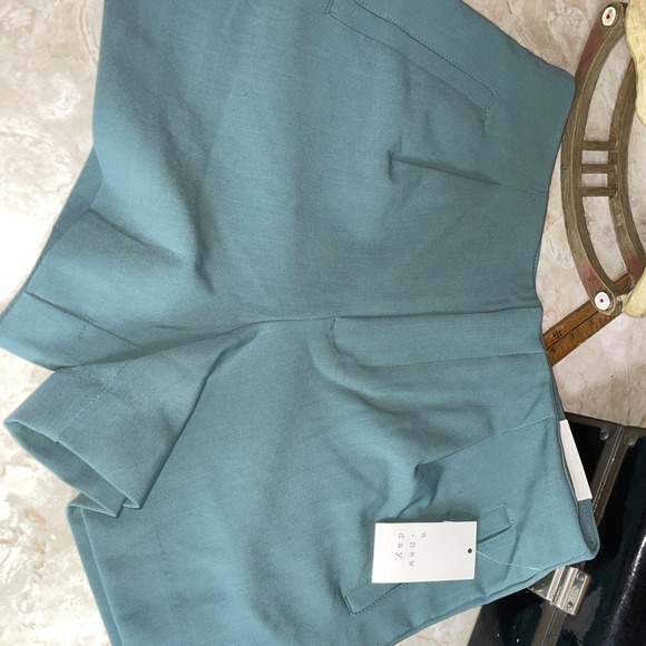a new day size 10 soft casual dress turquoise midi shorts with pockets - Picture 1 of 7